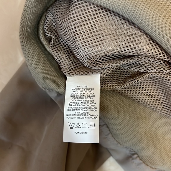 Top-Flite Golf Windbreaker Size M  Tan with  black trim - Picture 6 of 8